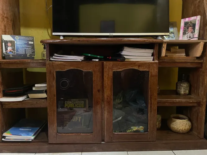 Vendo estante de madeira 