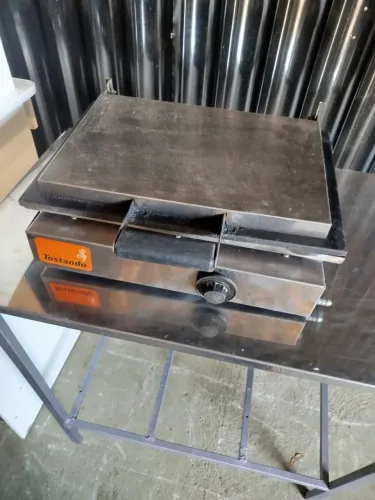 Chapa abafador pra 6 pães - tamanho 45 por 30
