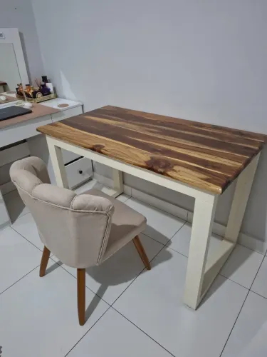 Mesa de pés de madeira 1.20mx70