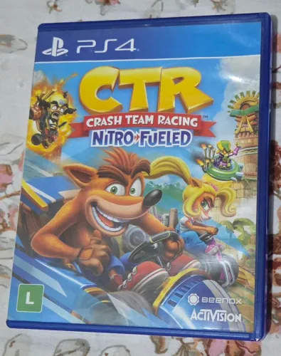 CRASH RACING PS4