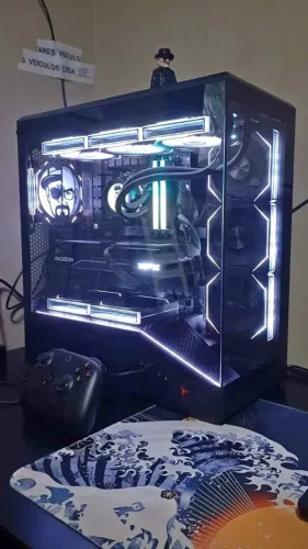 ? PC GAMER HIGH-END ? RYZEN 7 9700X + RX 9060 XT 16GB ?