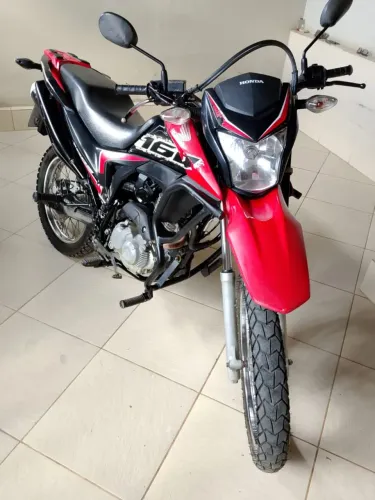 Vendo moto Honda nxr160 bros esdd em ótimo estado