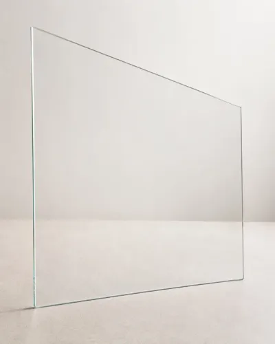 Vidro Temperado Transparente em Ótimo Estado