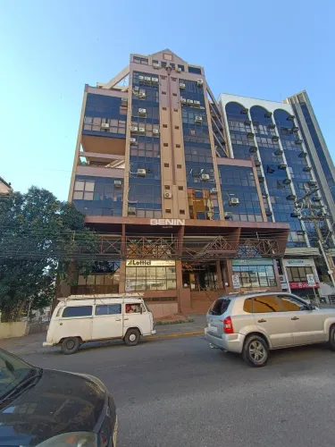 Sala comercial com 103 m2 mobiliada, no centro de Canoas Sala comercial com 103 m2 mobilia