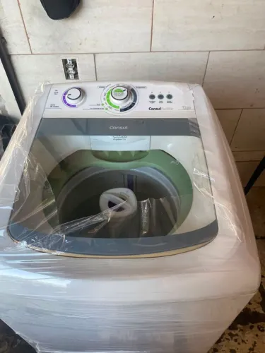 Máquina de lavar Consul 11kg modelo novo muito nova