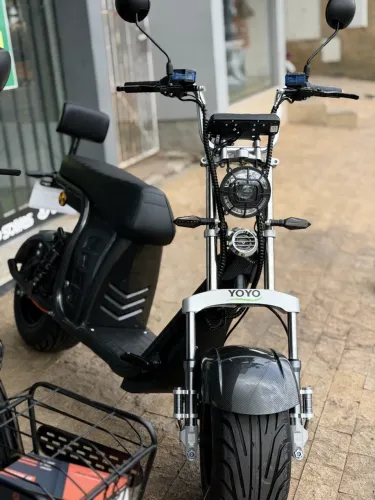 Scooter 1000w bateria de lítio?