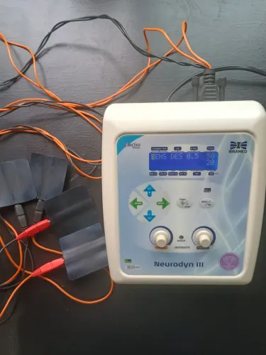 Vendo aparelho de fisioterapia TENS/ FES
