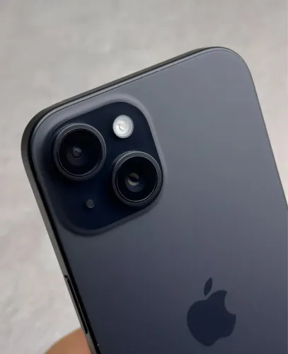 iPhone 15 preto 128gb