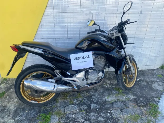Vende-se