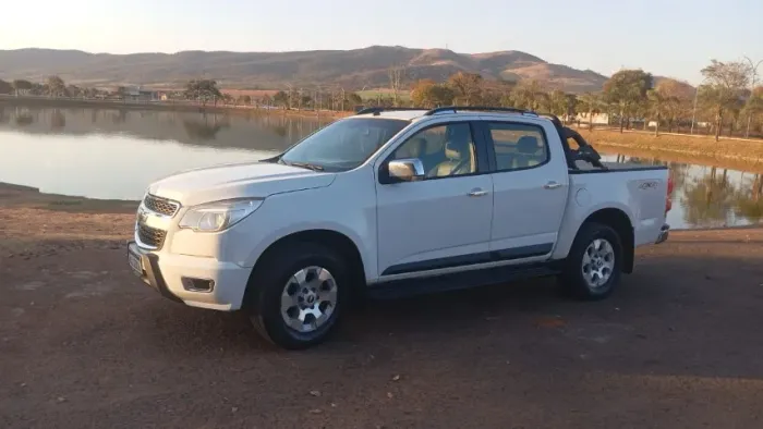 Chevrolet S10 Pick-up LTZ 2.8 TDI 4X4 CD Dies.aut 2013