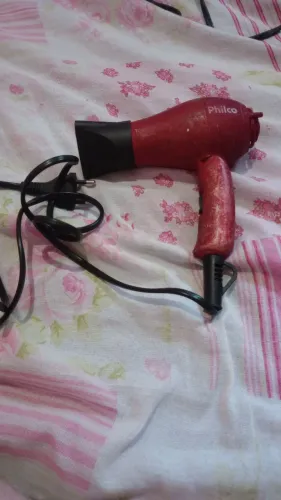 Secador pequeno da Philco usado excelente 