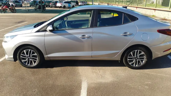 Hyundai HB20 Limited 1.0 Flex 12V Mec. 2023