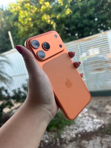 iPhone 17 pro max