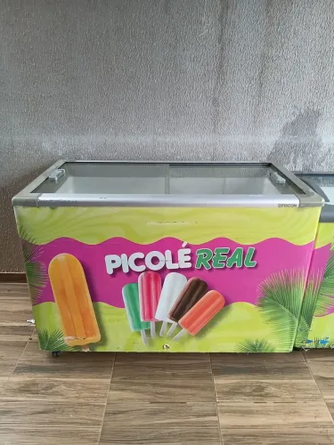 Freezers horizontal espaçoso com motor novo