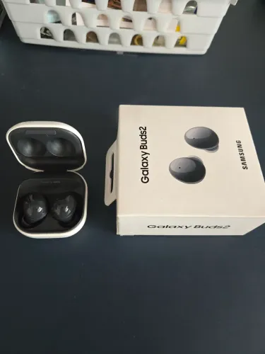 Galaxy buds 2