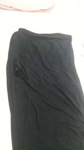 Saia preta assimétrica