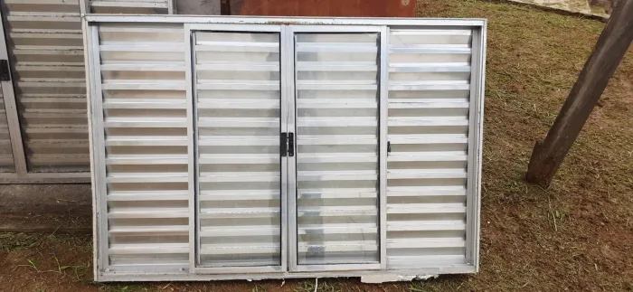 Janela de aluminio 6 folhas 1,00 X 1,50M