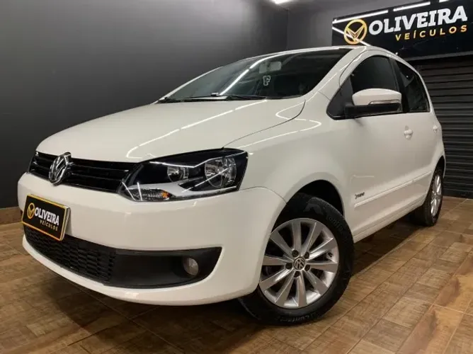 Volkswagen Fox 1.6 MI Total Flex 8V 5P 2013