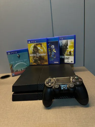 PS4 