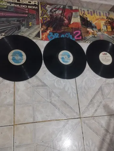 Vinil
