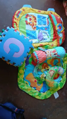 Tapetinhos pra criança $60