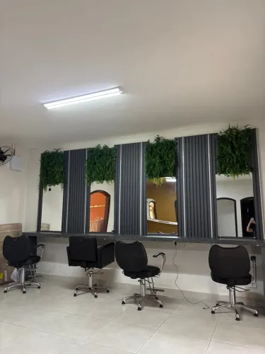 Bancada salão e cadeiras