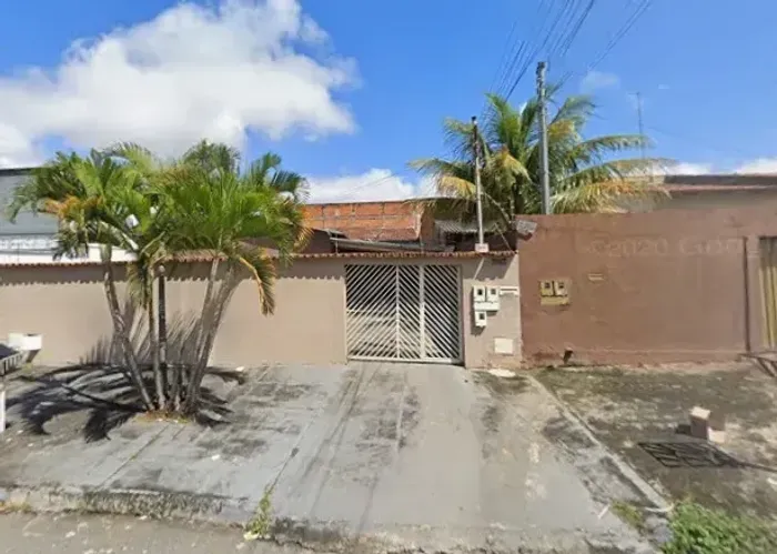 Casa para alugar com 346 m², 3 quartos, garagem para 05 carros no setor Vila Brasilia em A