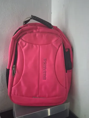 Mochila Feminina Pink com repartição para notebook