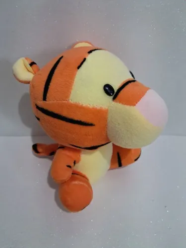 Pelúcia Tigrao baby Pooh 17cm