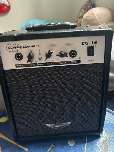 Cubo Amplifcador Guitarra Voxstorm Cg-15 Preto 15w