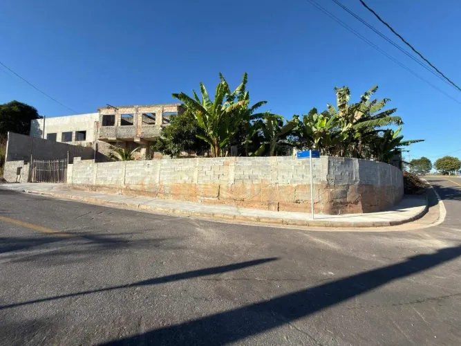 Casa á venda no Bairro Santa Ana - São Joaquim de Bicas/Minas Gerais