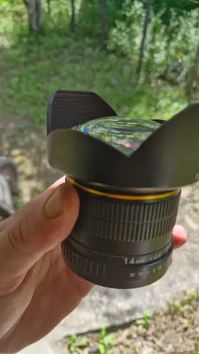 Lente ROKINON para Canon - 14mm 2.8