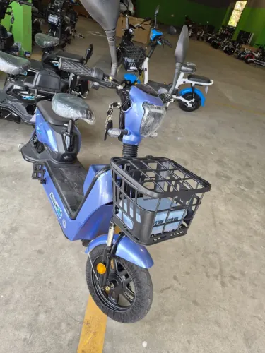 Scooter elétrica urban 01 Motinha