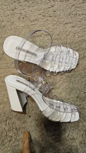 Sandalia transparente