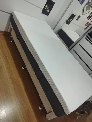 Cama Box com colchão