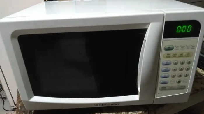 VENDO MICROONDAS