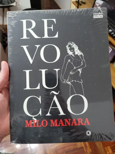 Revolução  Milo Manara Lacrado