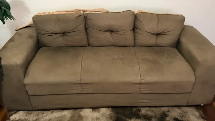 Vende-se sofá 2 e 3 lugares