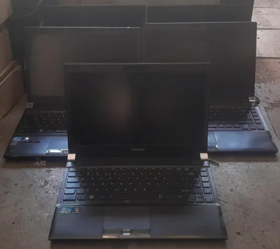 Notebook Toshiba Portege R830 I5 2450m 4gb