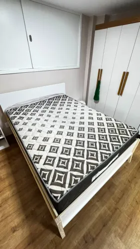 Colchão Casal Ortobom (Opção com a cama inclusa)