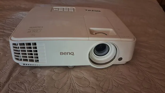 Vende-se projetor!