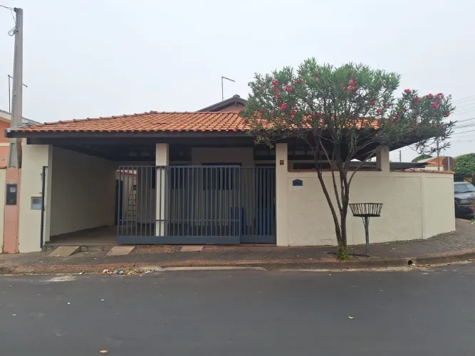 Casa 3 quartos Jardim Nova Santa Rita - Santa Rita do Passa Quatro-SP