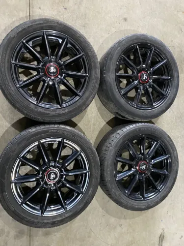 Rodas 17 fastback abarth + pneus Dunlop 
