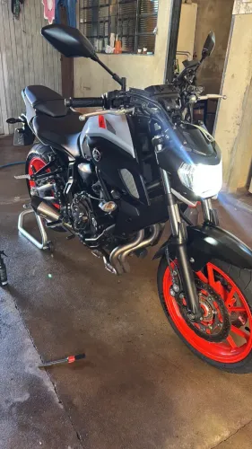 Vendo mt07 2020 zerada
