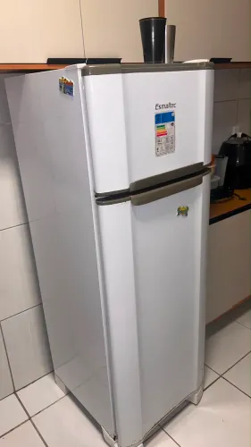 Geladeira Esmaltec 2P 304lt USADA