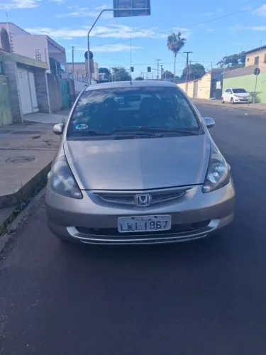 Honda Fit LX 1.4/ 1.4 Flex 8v/16v 5P Mec. 2004