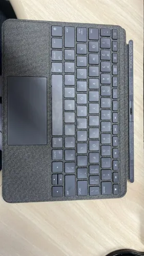 Teclado logitech combo touch ipad pro 11 1ª 2ª 3ª