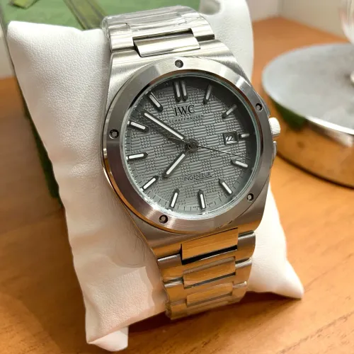 Relógio IWC ingenieur 42mm automático fundo cinza