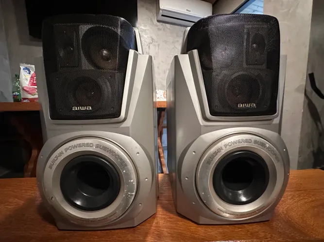 Par de cx Aiwa T9