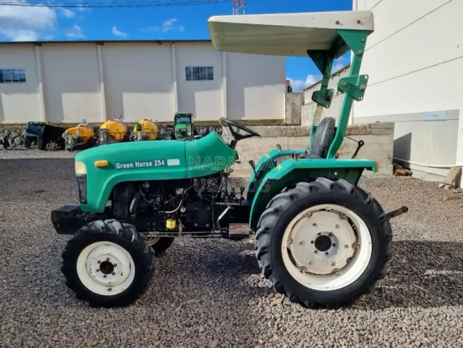 Green Horse Trator 254